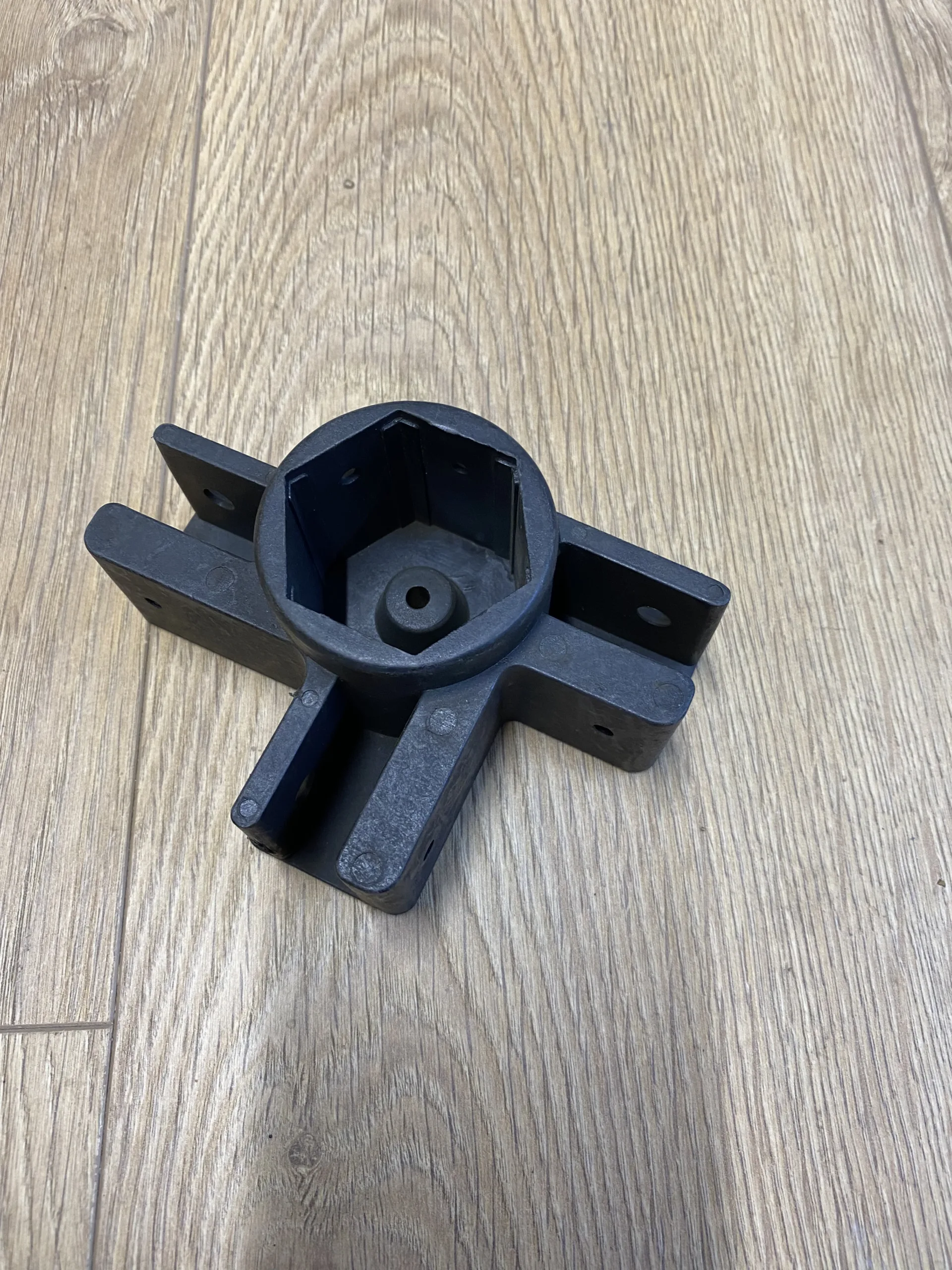 Middle Leg3-way top joint for commercial frame